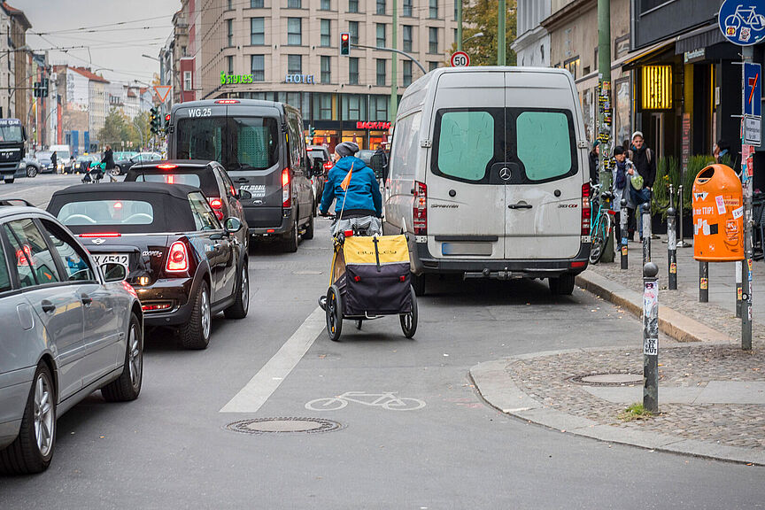 Zugeparkter Radweg